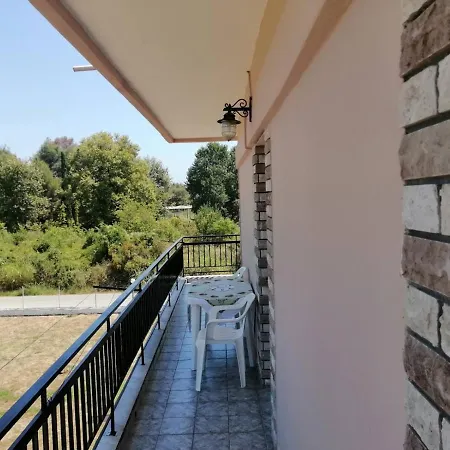 Adamidis Apartment *