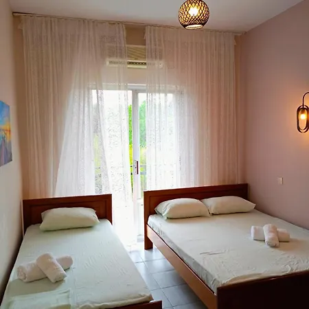 Apartment Adamidis Paralia Skotinis