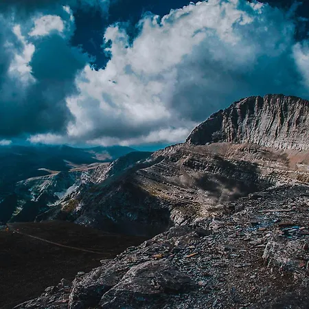 Adamidis Paralía Skotínis