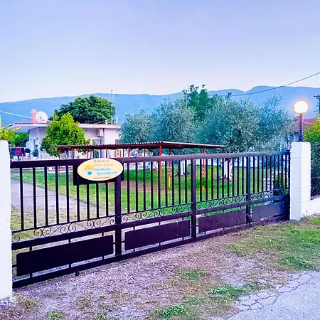Apartment Adamidis *